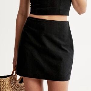 Abercrombie & Fitch Scarlet Linen Skort